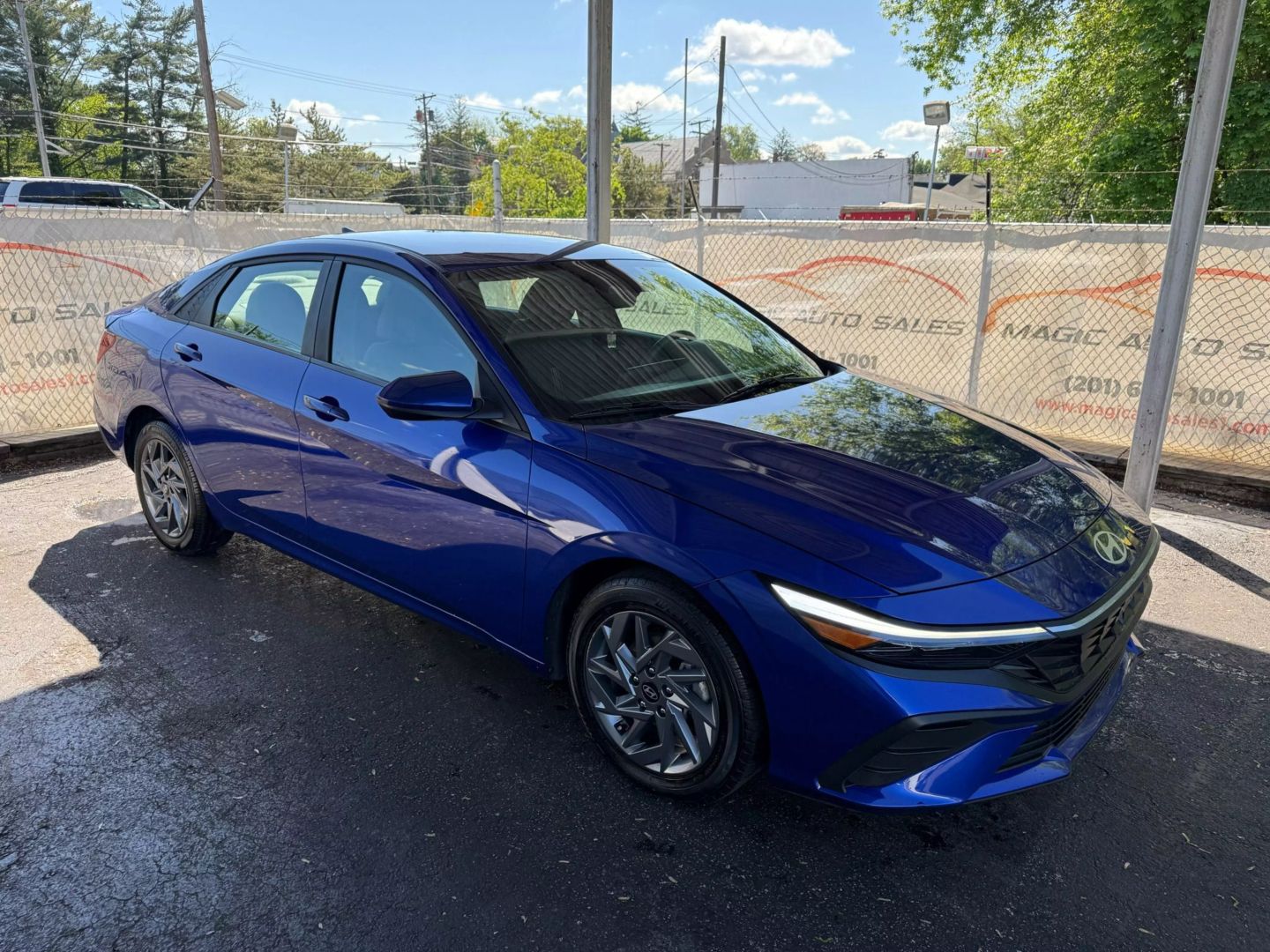 2024 Hyundai Elantra - Image 7