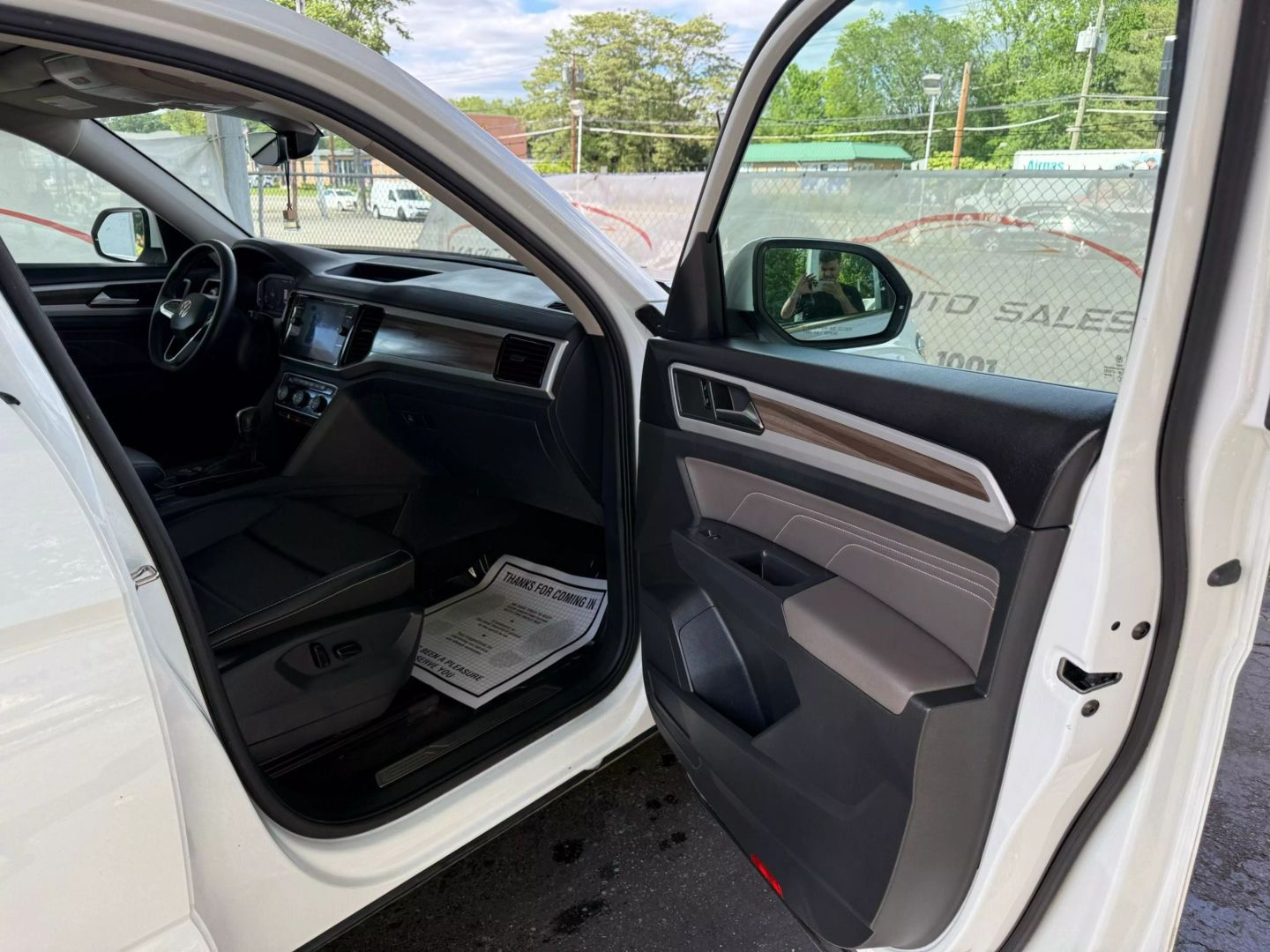 2021 Volkswagen Atlas - Image 26