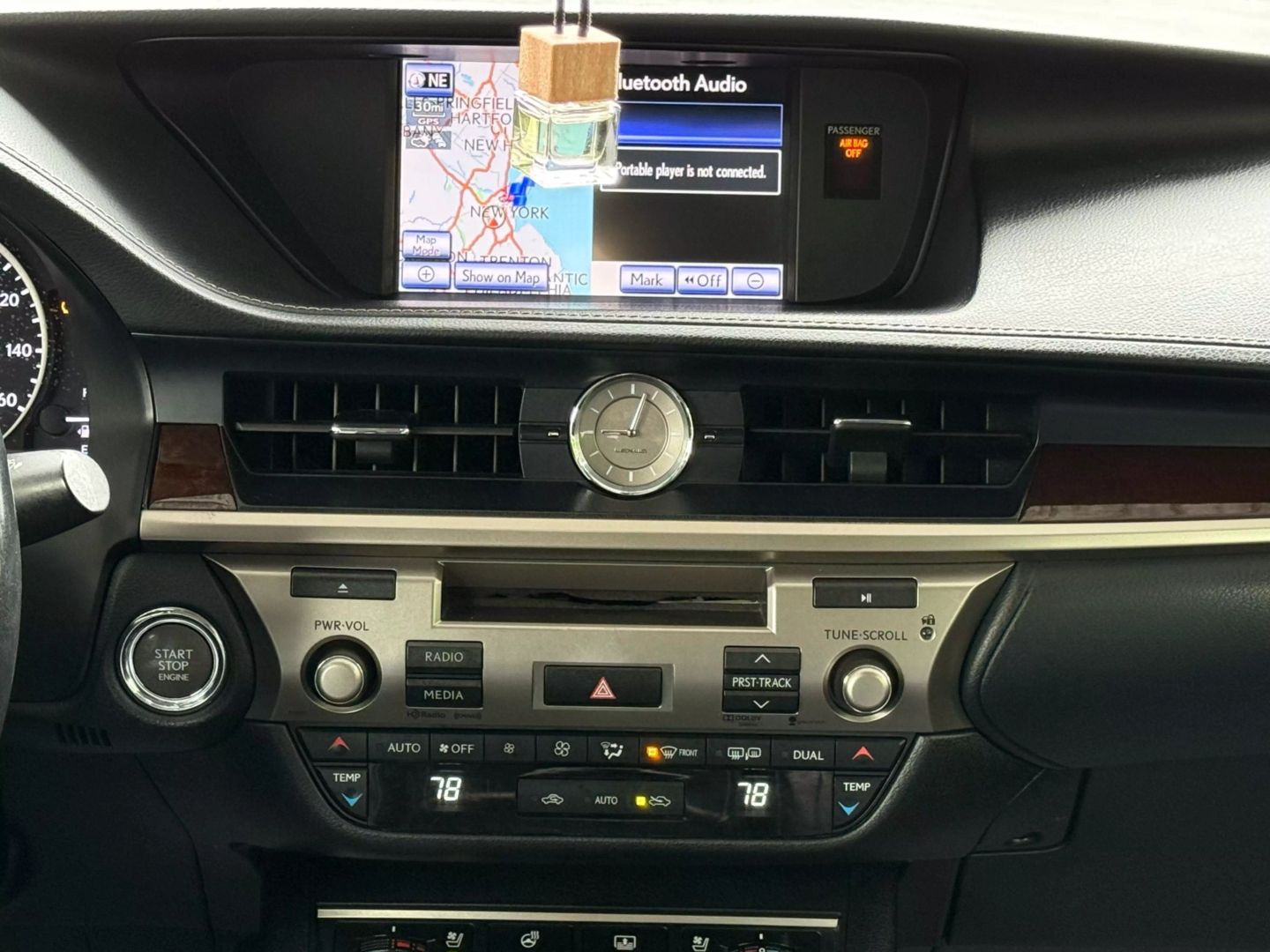 2013 Lexus Es - Image 28
