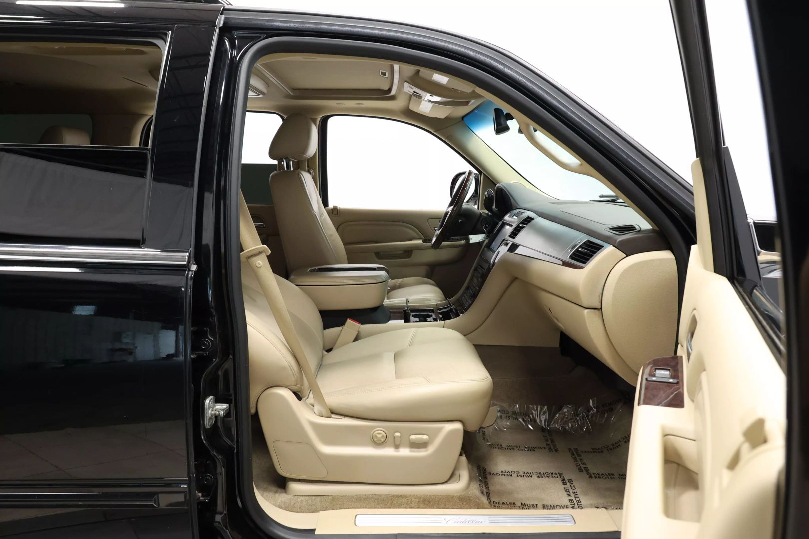2012 Cadillac Escalade - Image 84