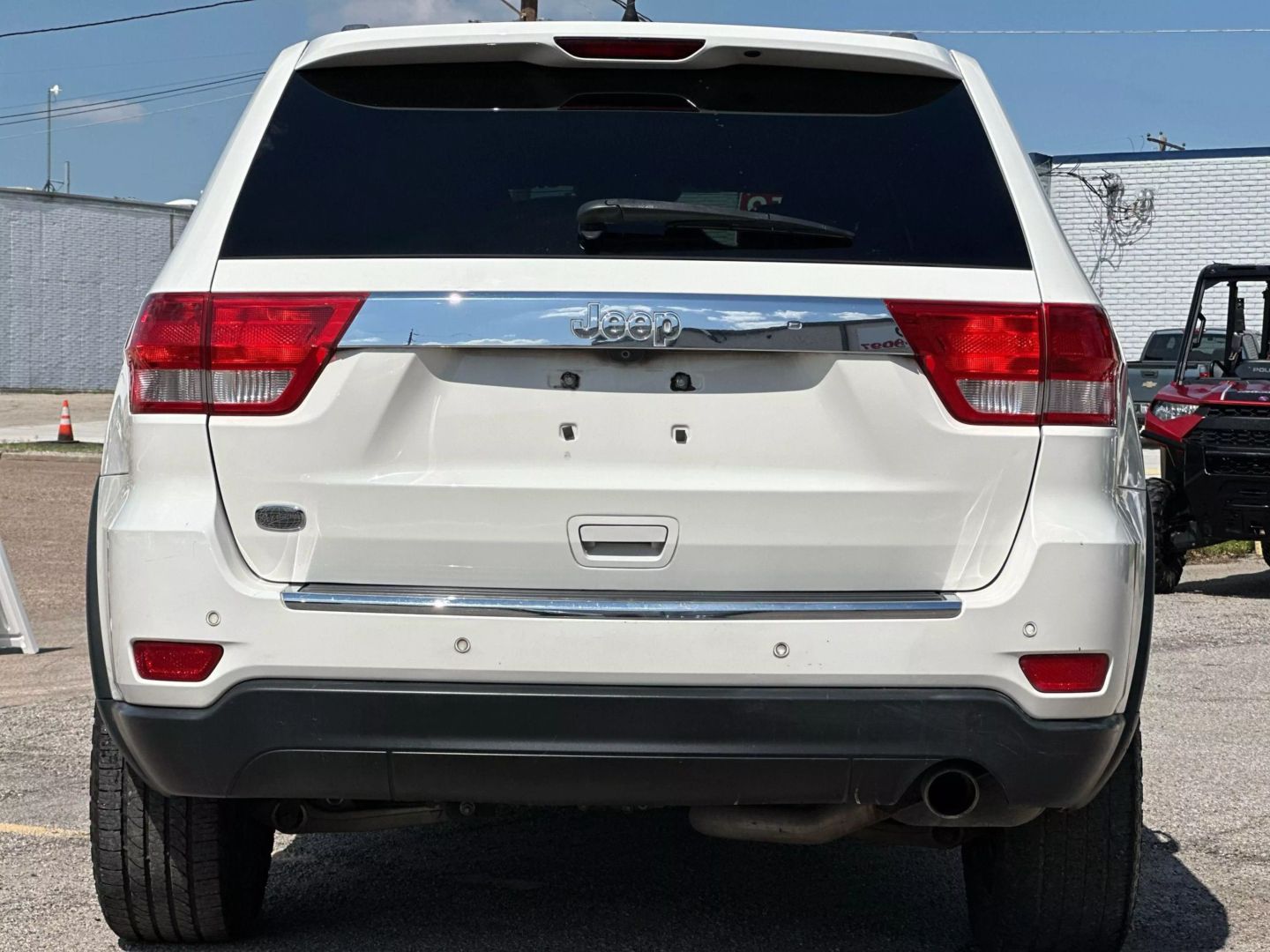 2011 Jeep Grand Cherokee - Image 6
