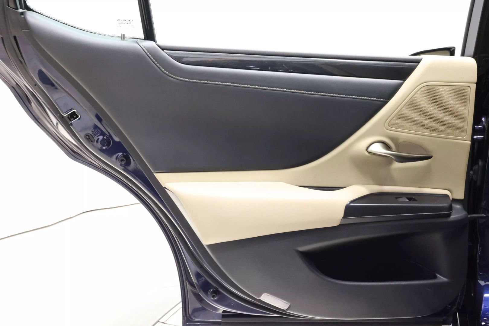 2020 Lexus Es - Image 46