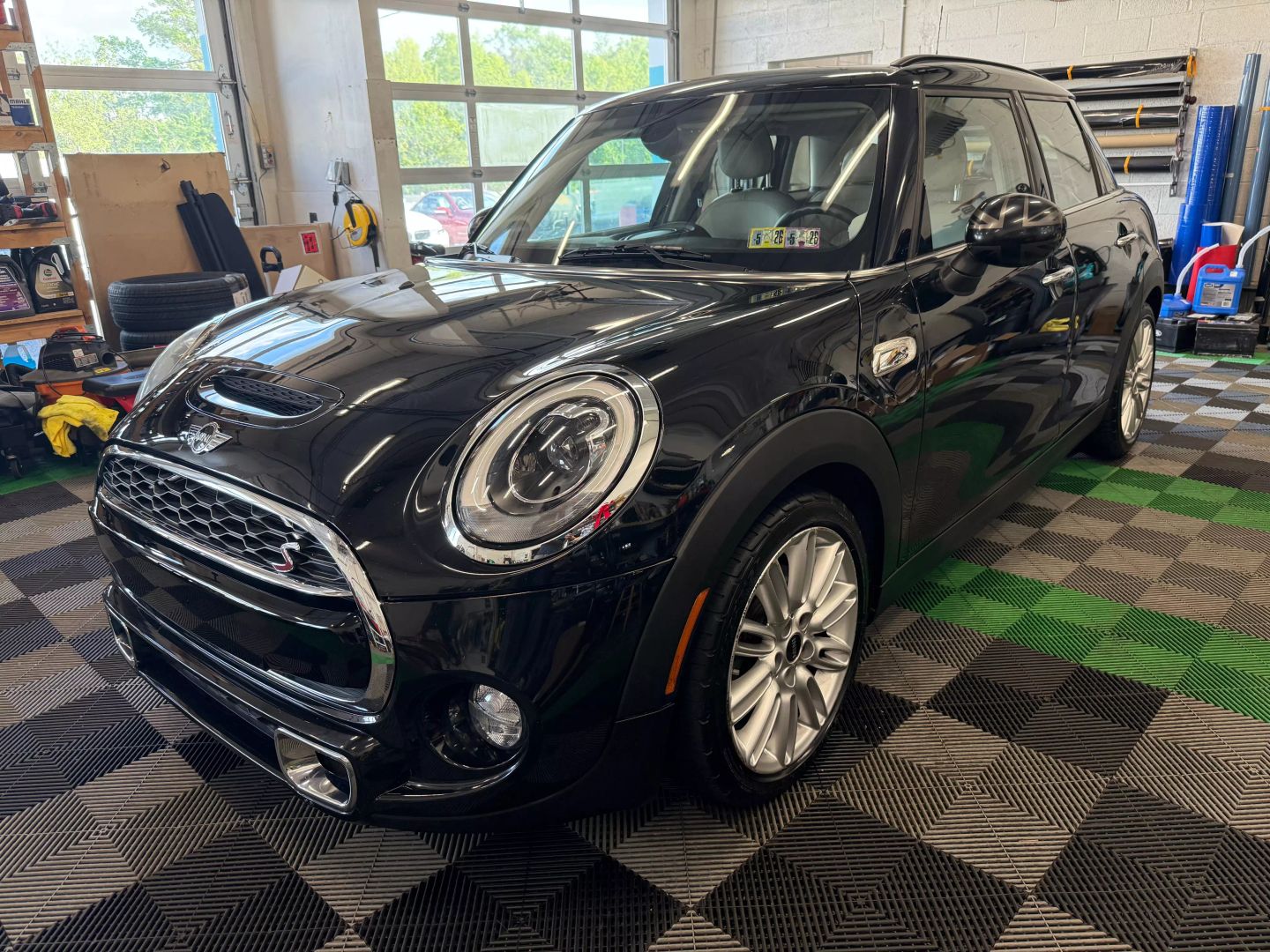 2016 MINI Cooper S's photo