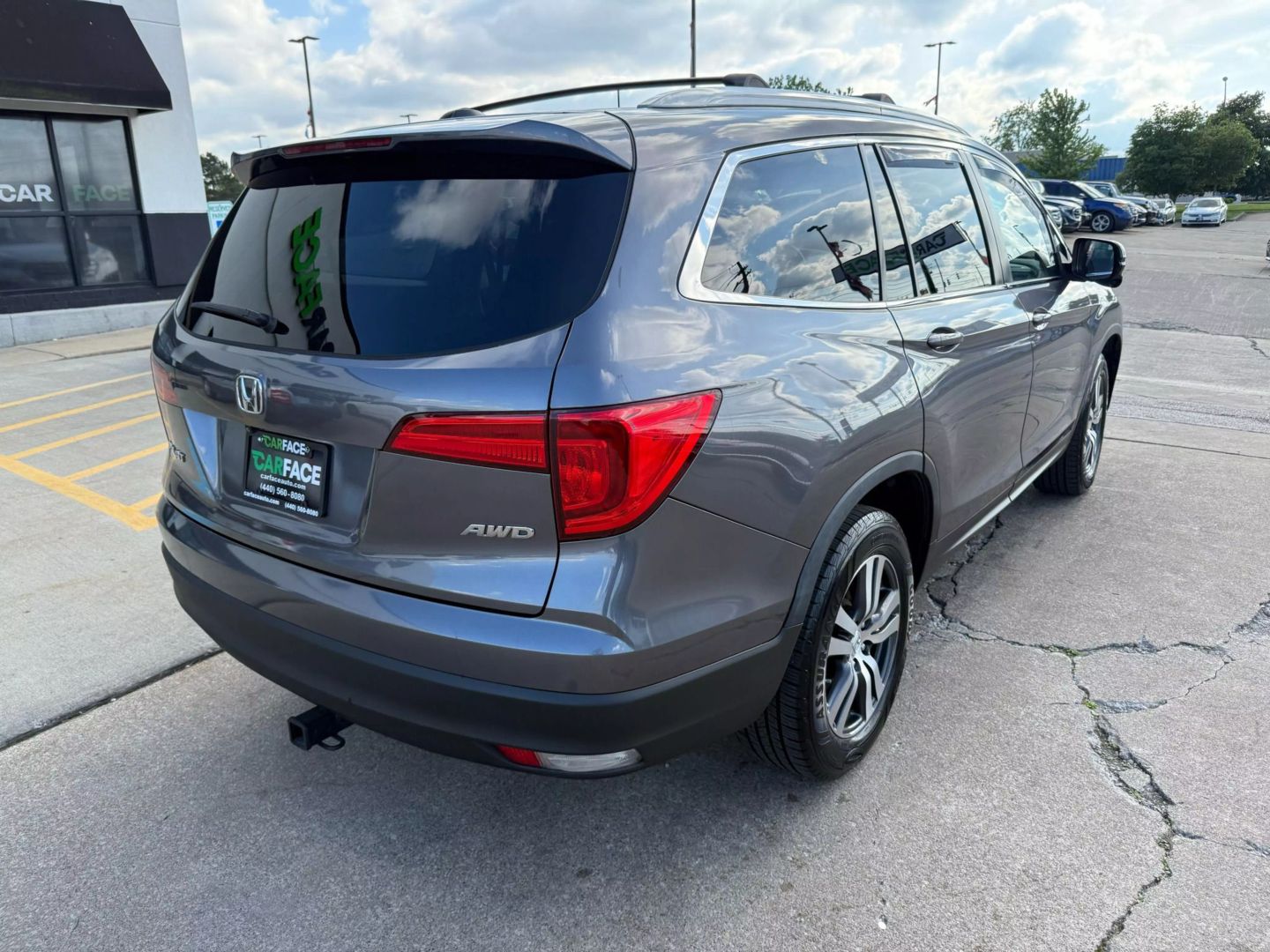 2017 Honda Pilot - Image 14