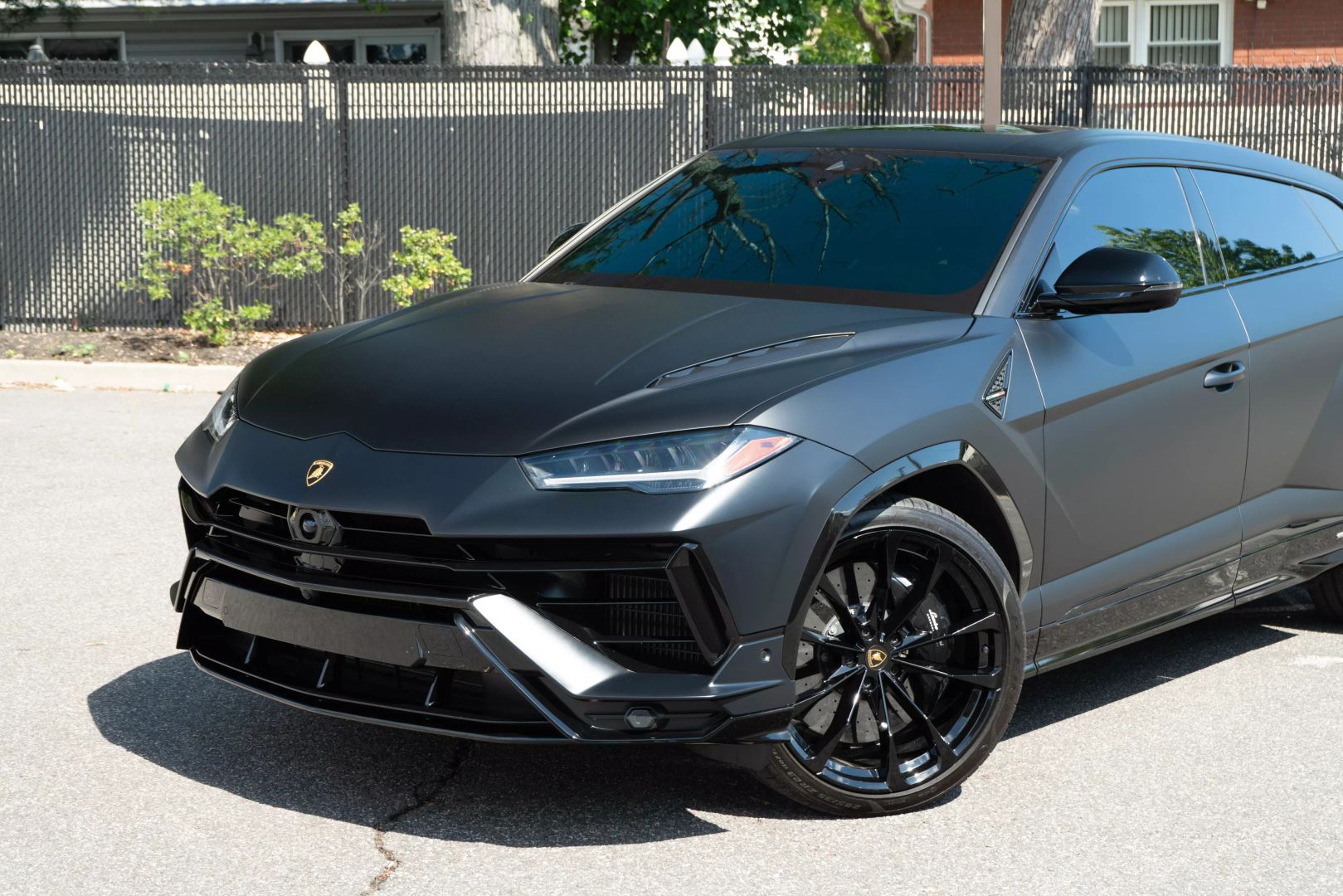 2024 Lamborghini Urus - Image 9