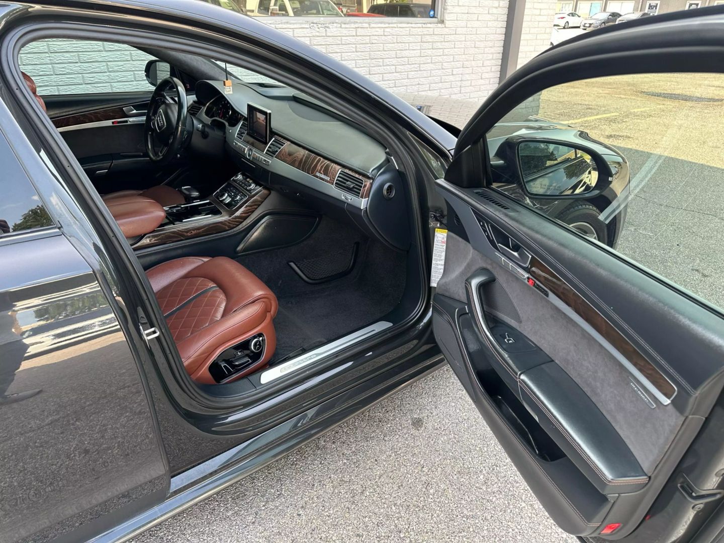2017 Audi A8 - Image 40