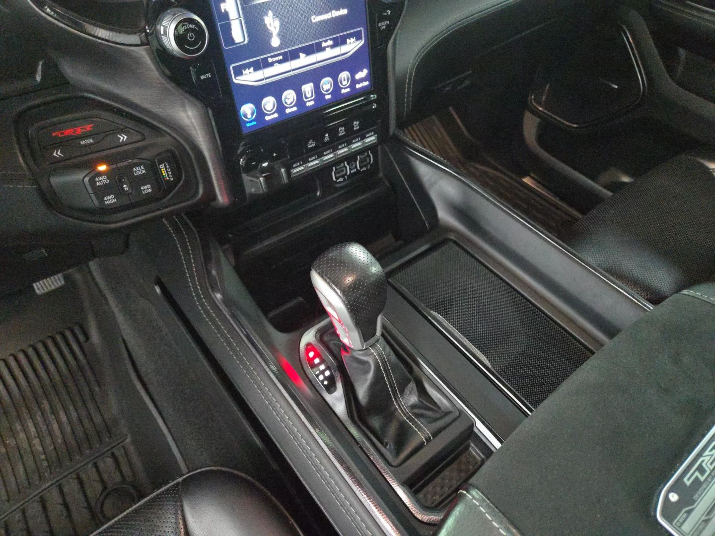 2021 Ram 1500 Crew Cab - Image 16