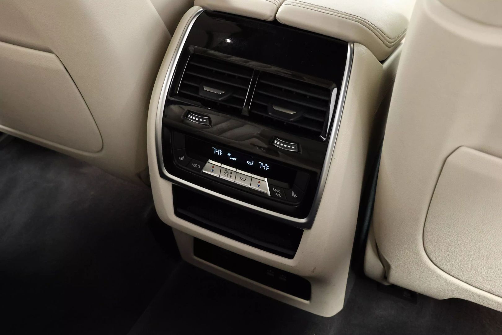 2019 Bmw X7 - Image 103