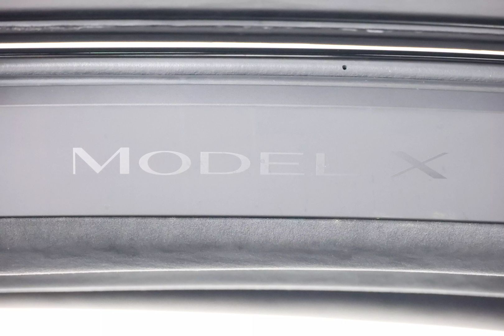 2022 Tesla Model X - Image 40
