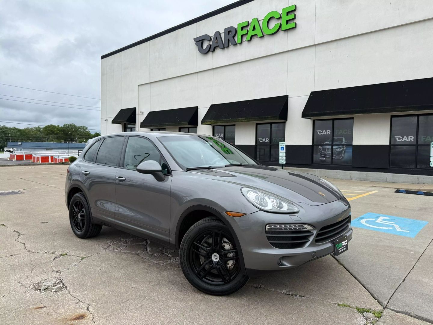 2013 Porsche Cayenne - Image 1