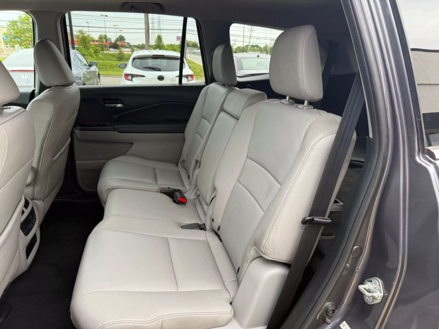 2016 Honda Pilot - Image 24