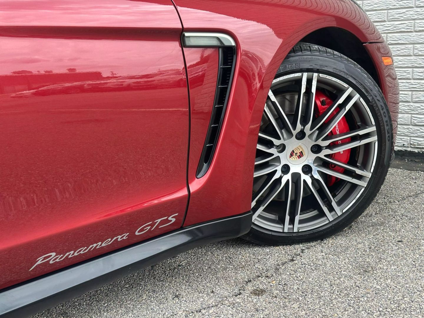 2014 Porsche Panamera - Image 85