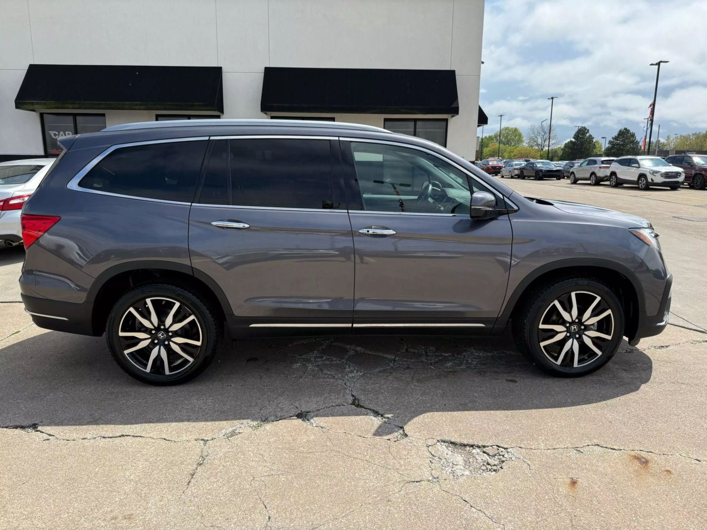 2021 Honda Pilot - Image 16