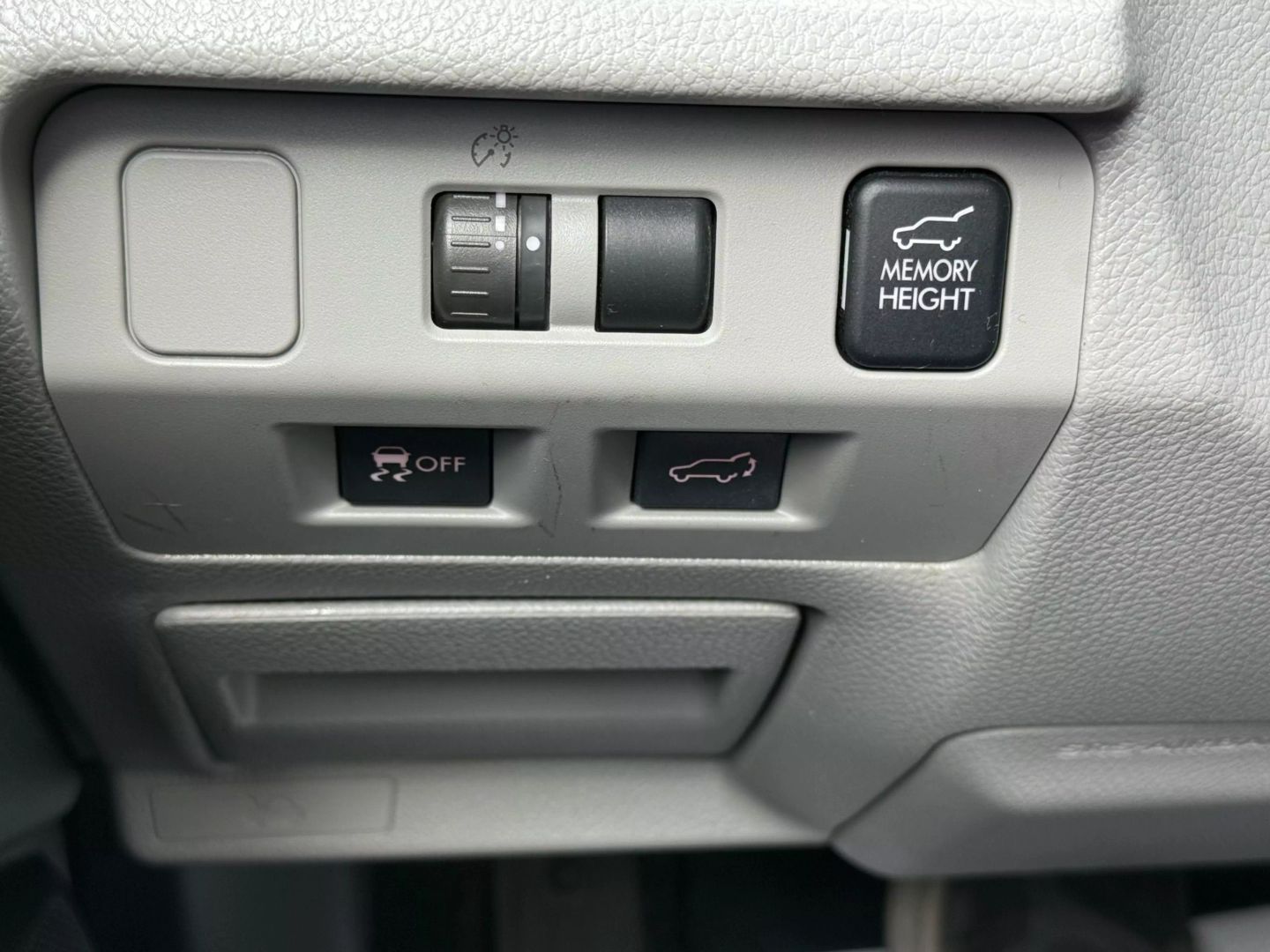 2014 Subaru Forester - Image 35