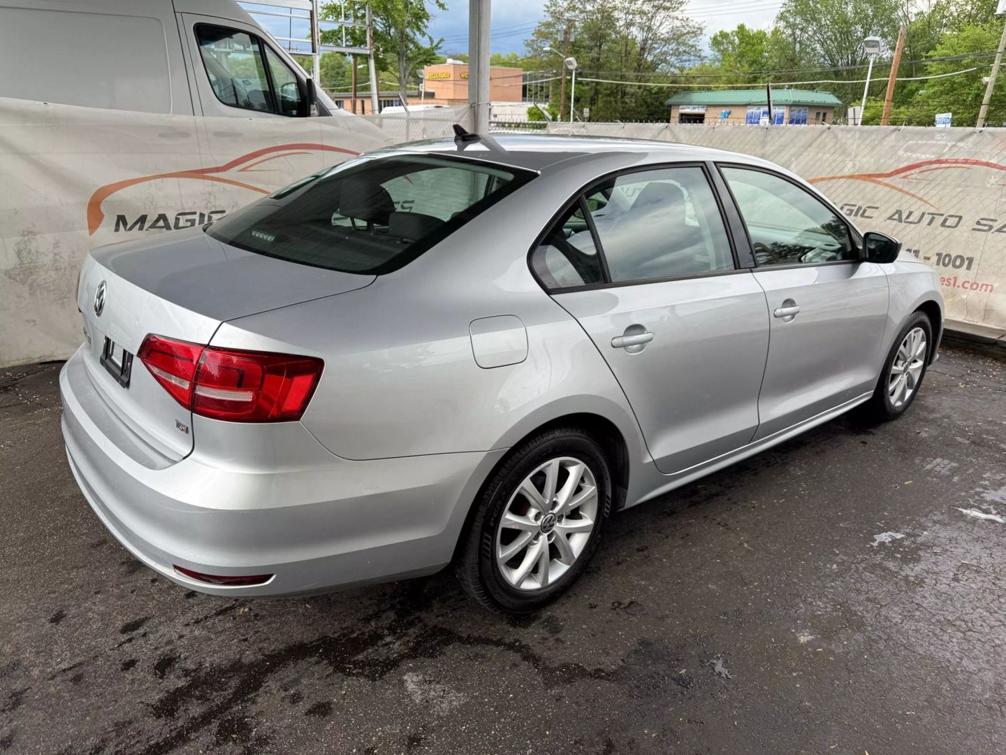 2015 Volkswagen Jetta - Image 12