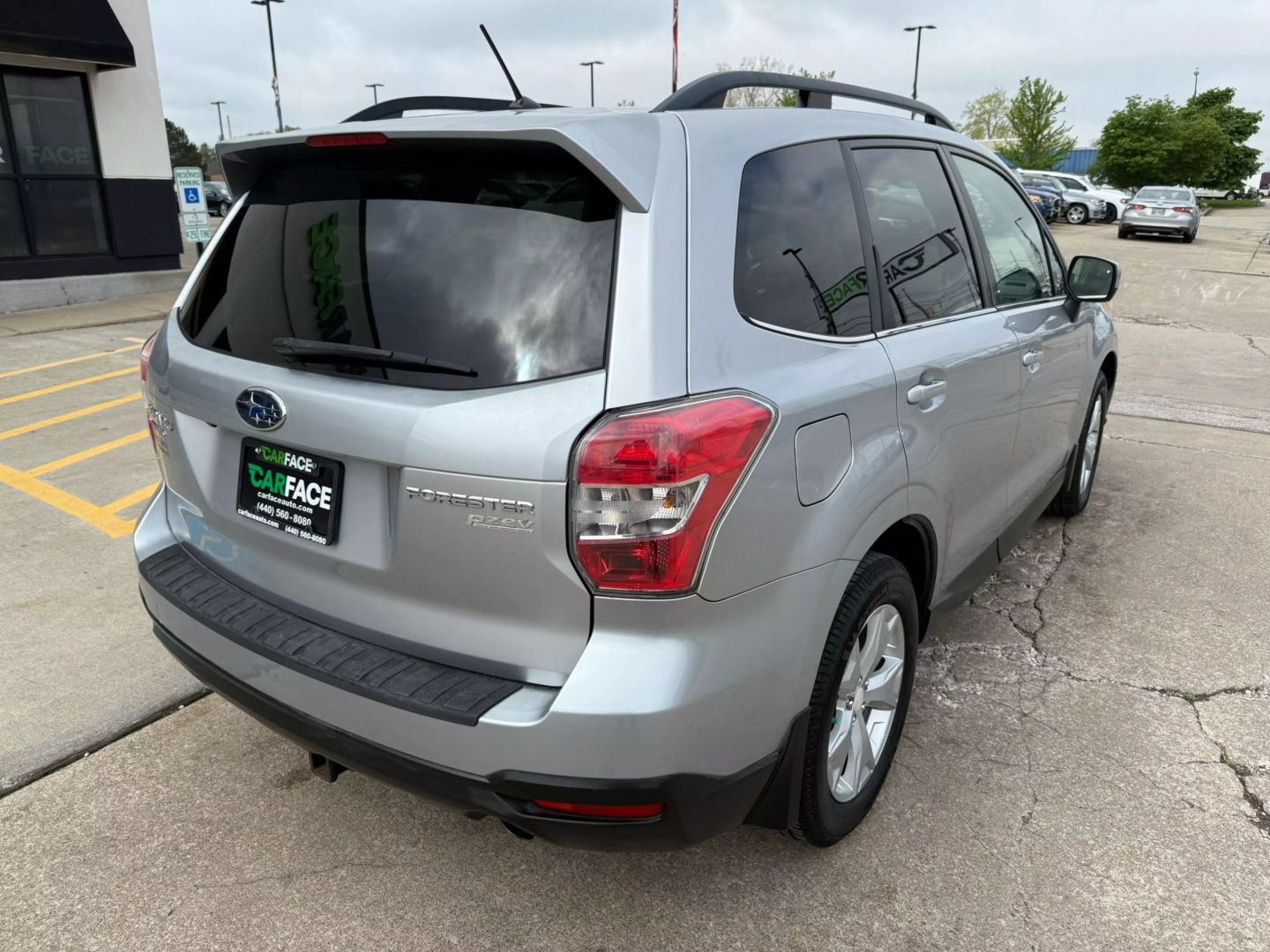 2014 Subaru Forester - Image 12