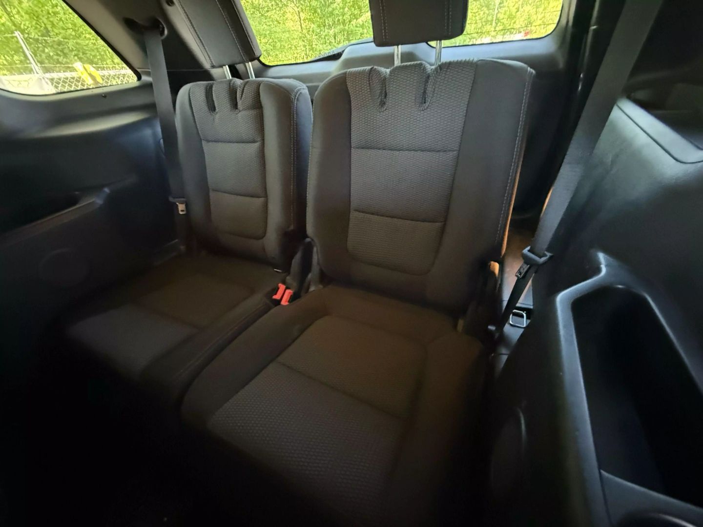 2017 Ford Explorer - Image 20