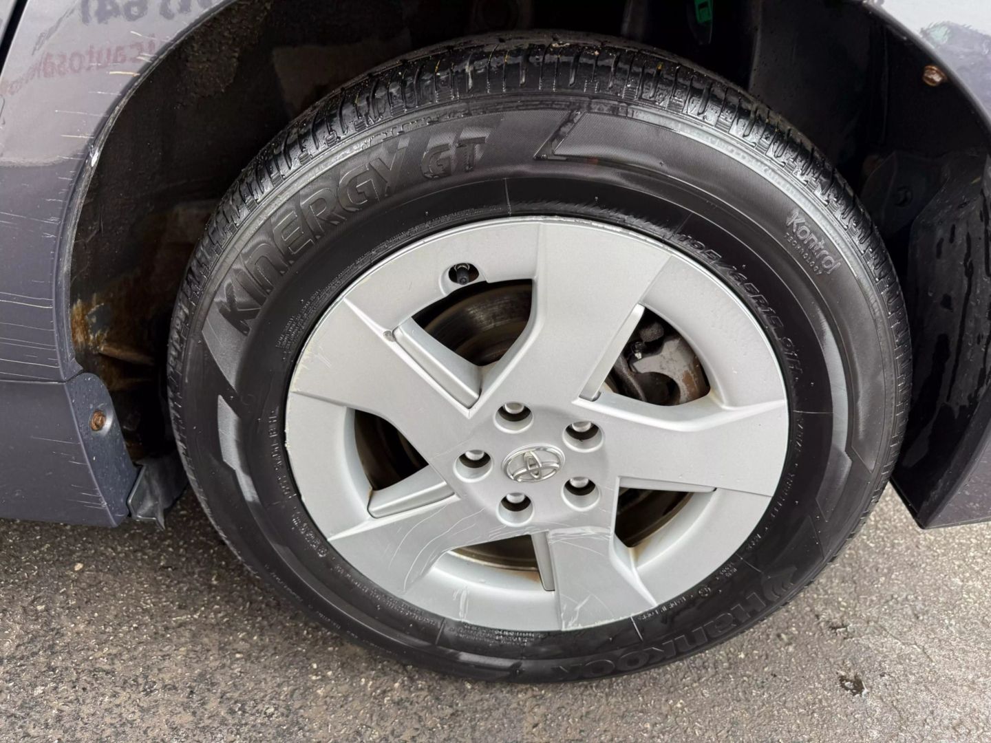 2010 Toyota Prius - Image 38