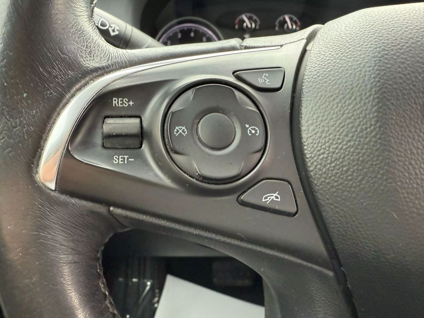 2019 Buick Enclave - Image 33