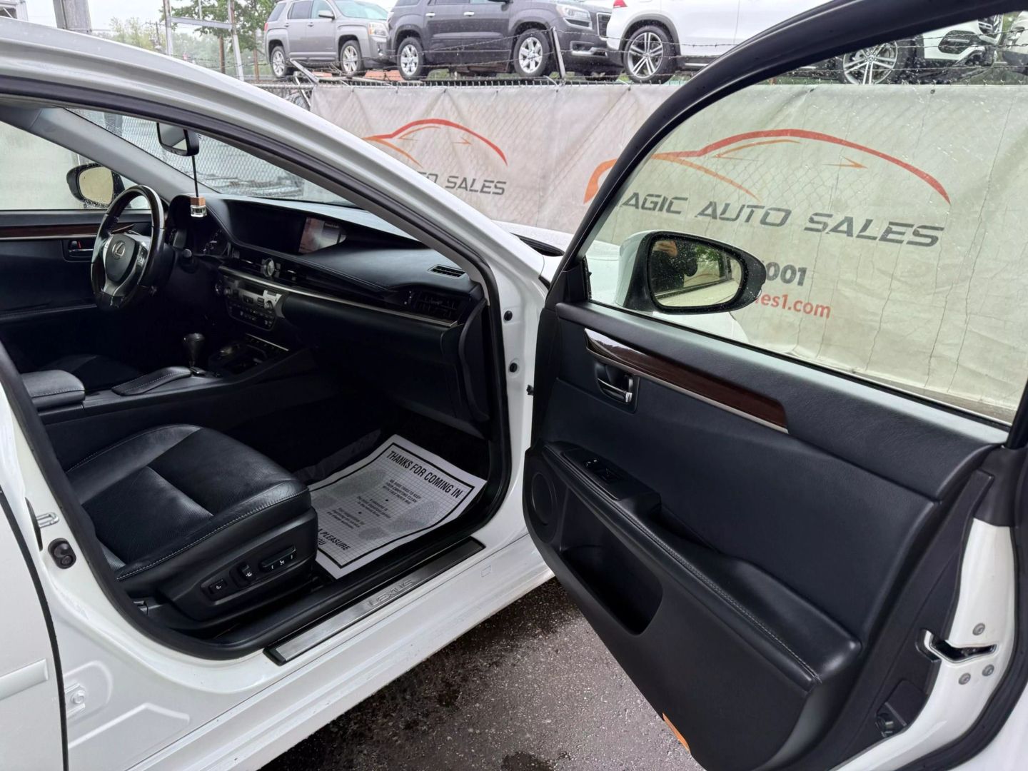 2013 Lexus Es - Image 24