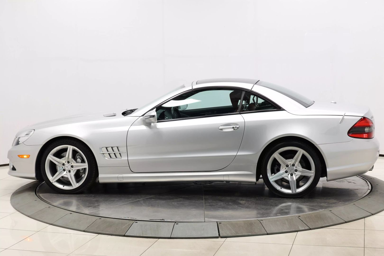 2009 Mercedes-benz Sl-class - Image 6