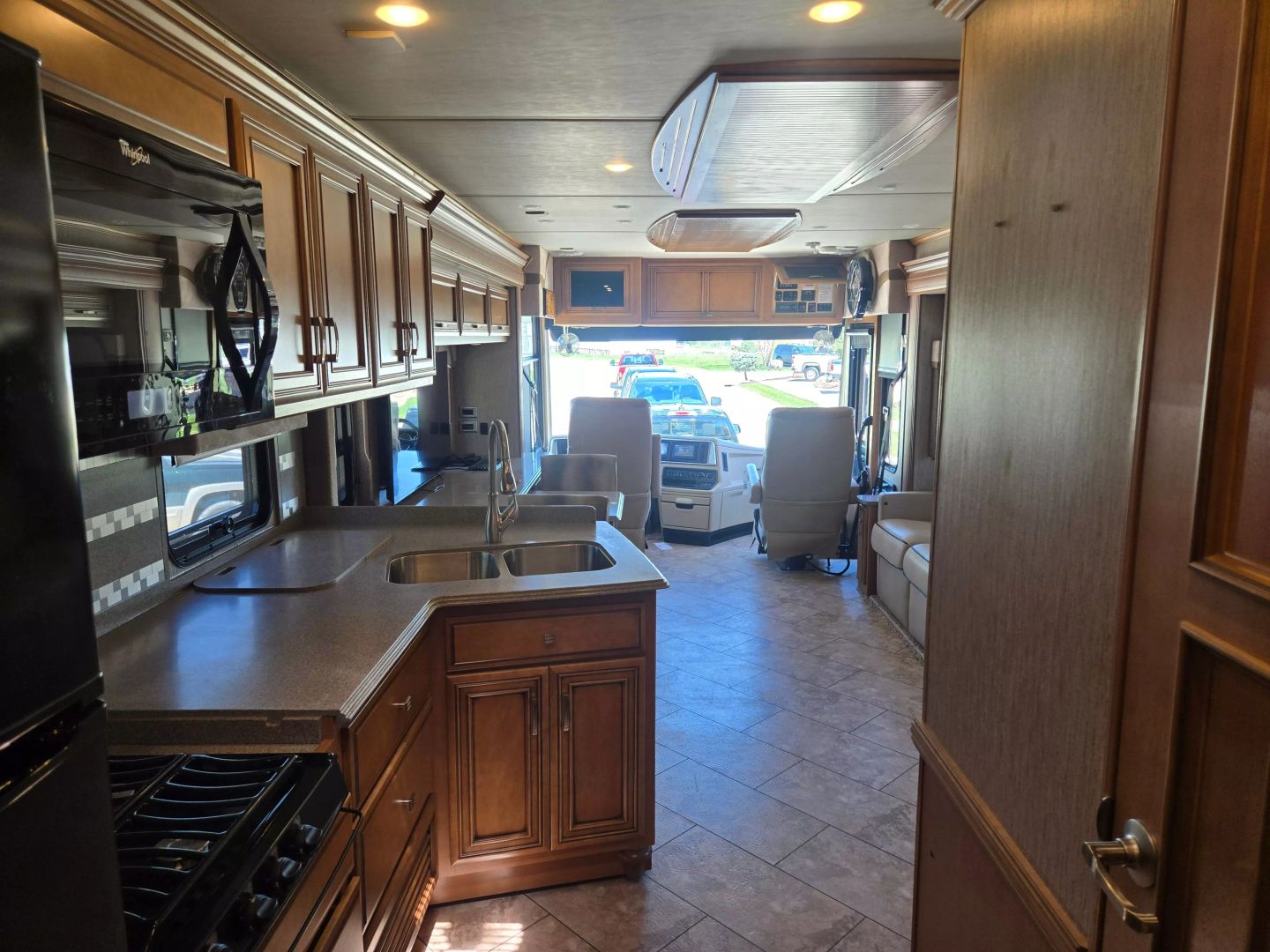 2016 Newmar Ventana Le - Image 29