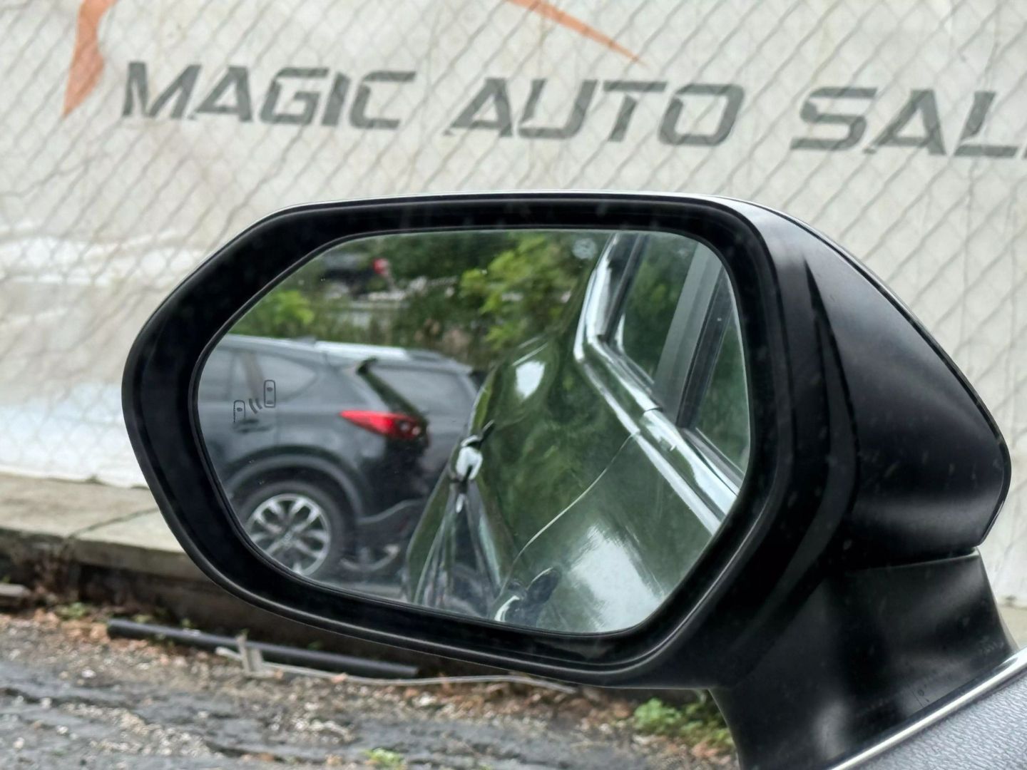 2019 Toyota Camry - Image 35