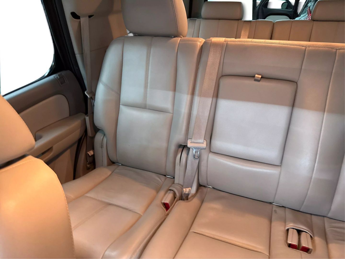 2014 Chevrolet Tahoe - Image 30