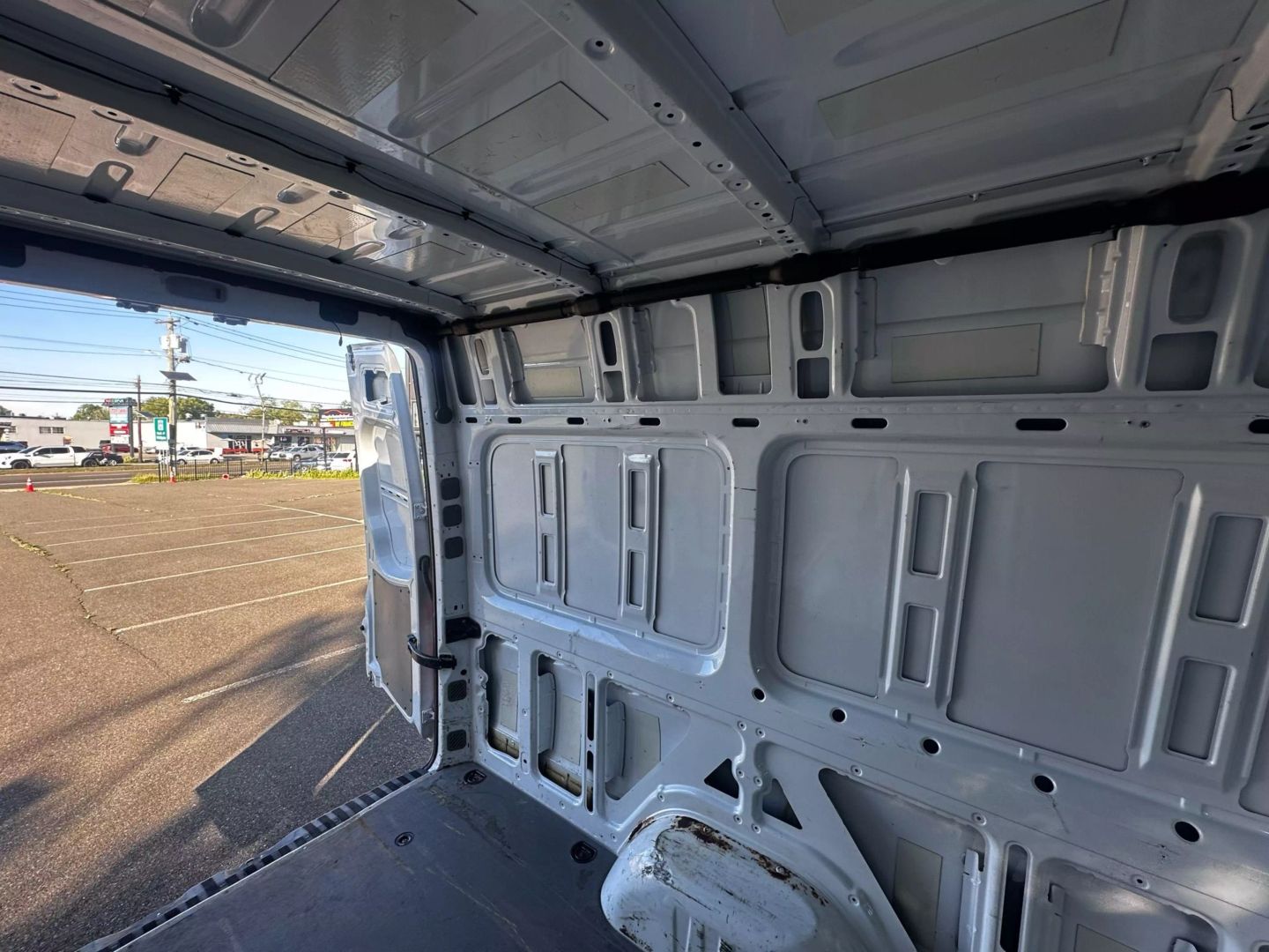 2013 Mercedes-benz Sprinter 2500 Cargo - Image 35