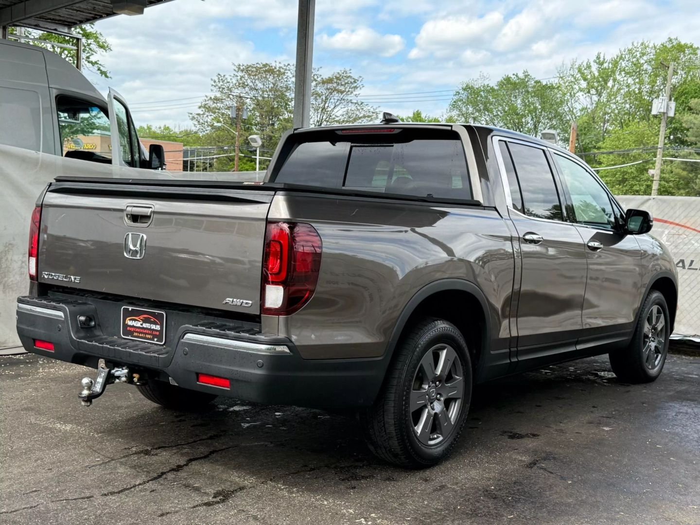 2020 Honda Ridgeline - Image 11