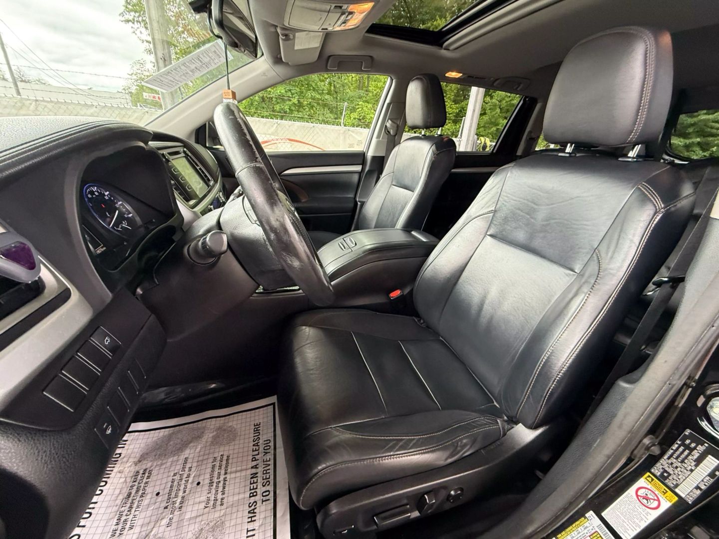 2015 Toyota Highlander - Image 16
