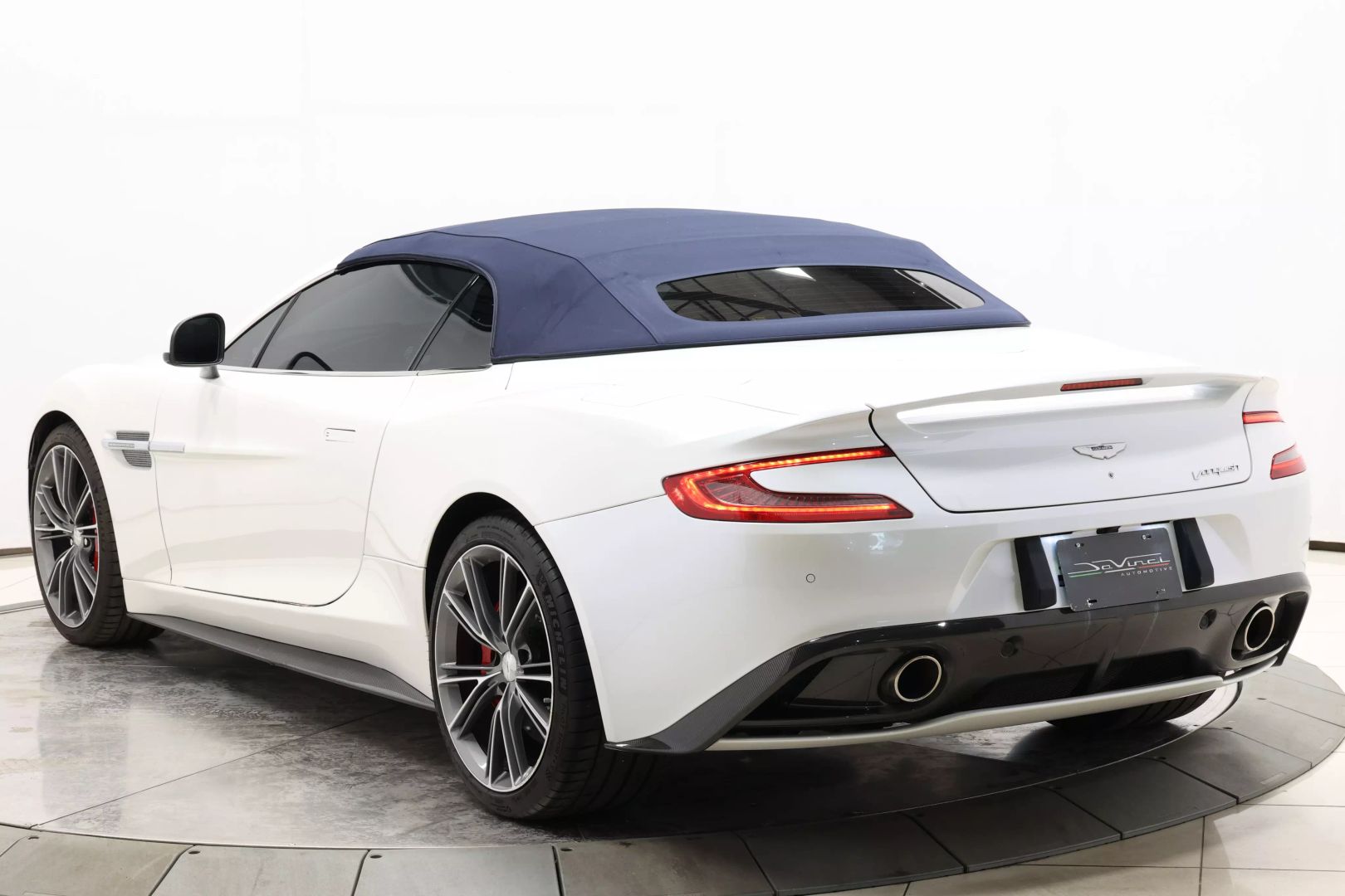 2015 Aston Martin Vanquish - Image 88