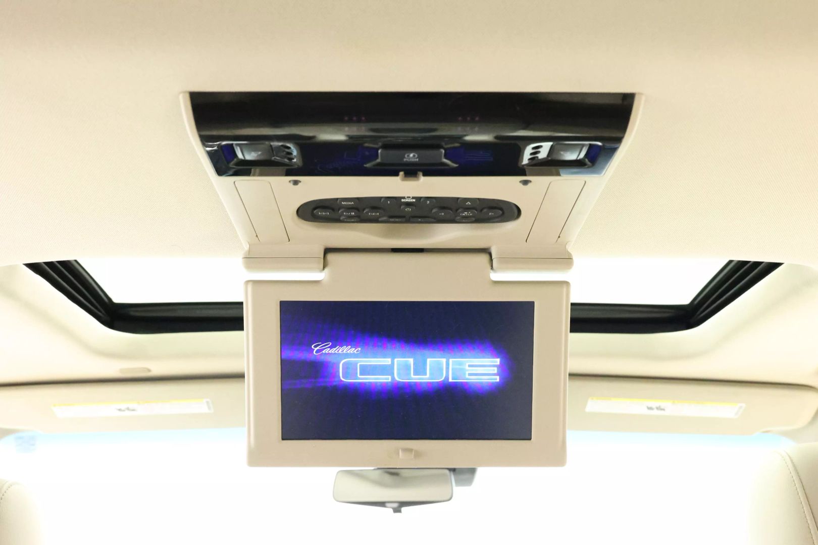 2017 Cadillac Escalade - Image 98