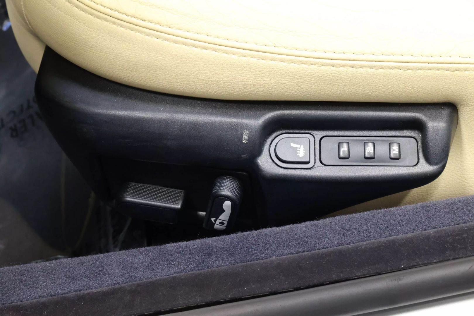 2004 Maserati Coupe - Image 14