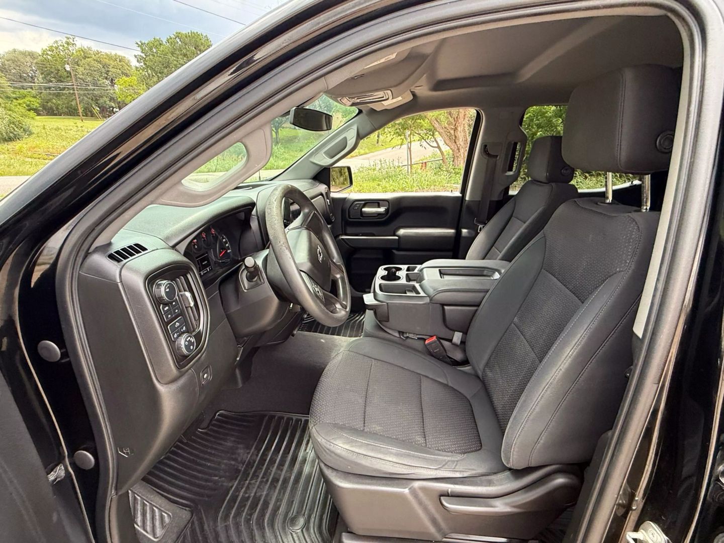 2020 Chevrolet Silverado 1500 Crew Cab - Image 6