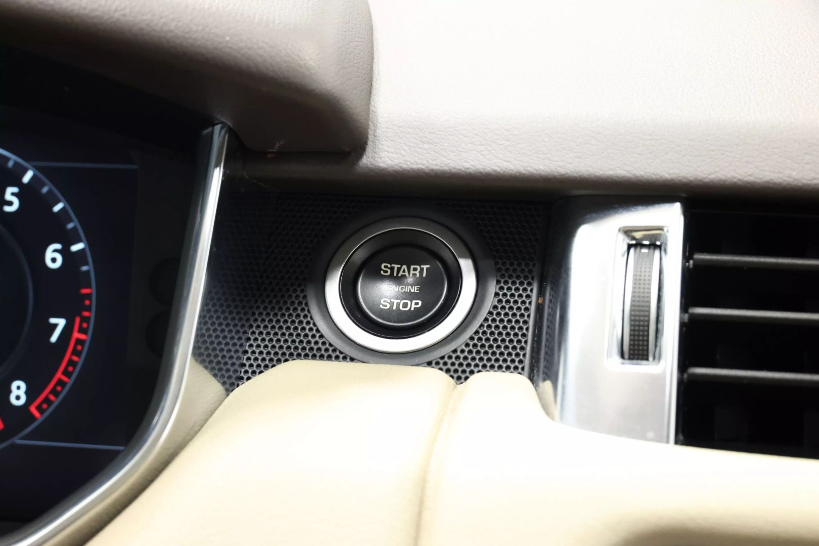 2021 Land Rover Range Rover Sport - Image 30