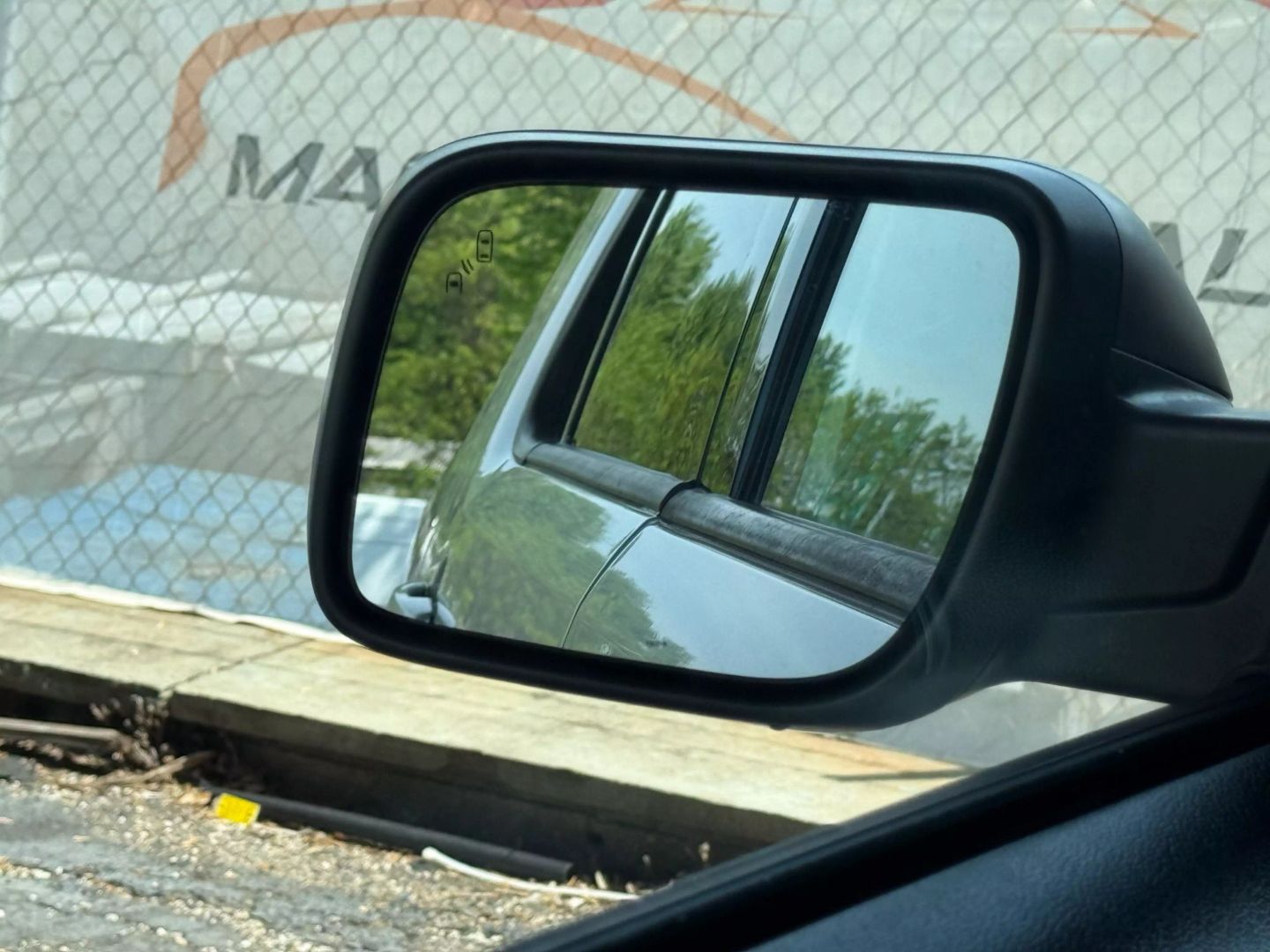2019 Ford Explorer - Image 37