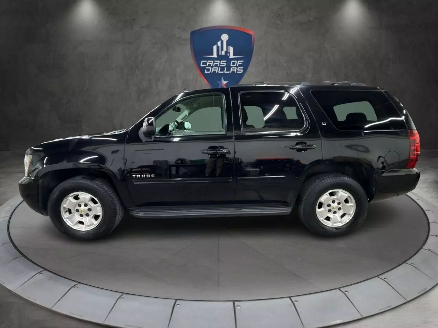 2014 Chevrolet Tahoe - Image 2