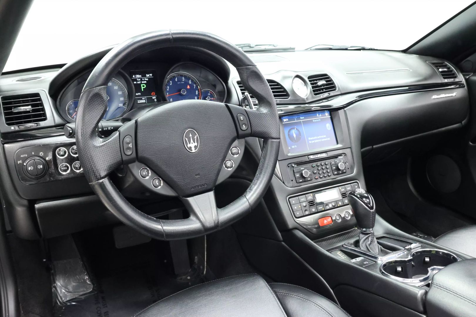 2013 Maserati Granturismo - Image 2