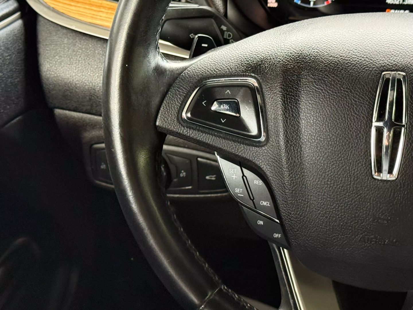 2016 Lincoln Mkc - Image 34
