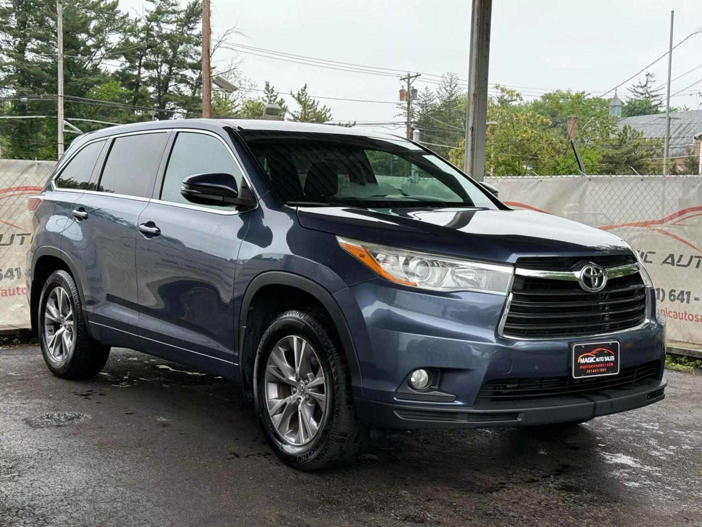 2015 Toyota Highlander - Image 6