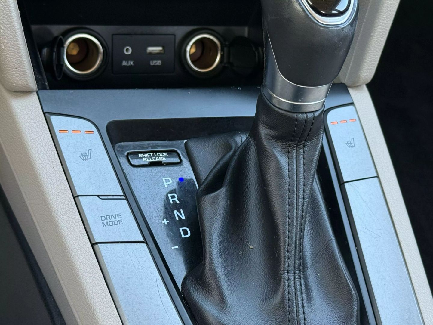 2018 Hyundai Elantra - Image 41