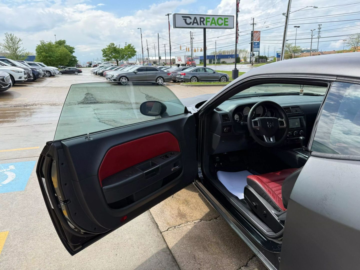 2013 Dodge Challenger - Image 15