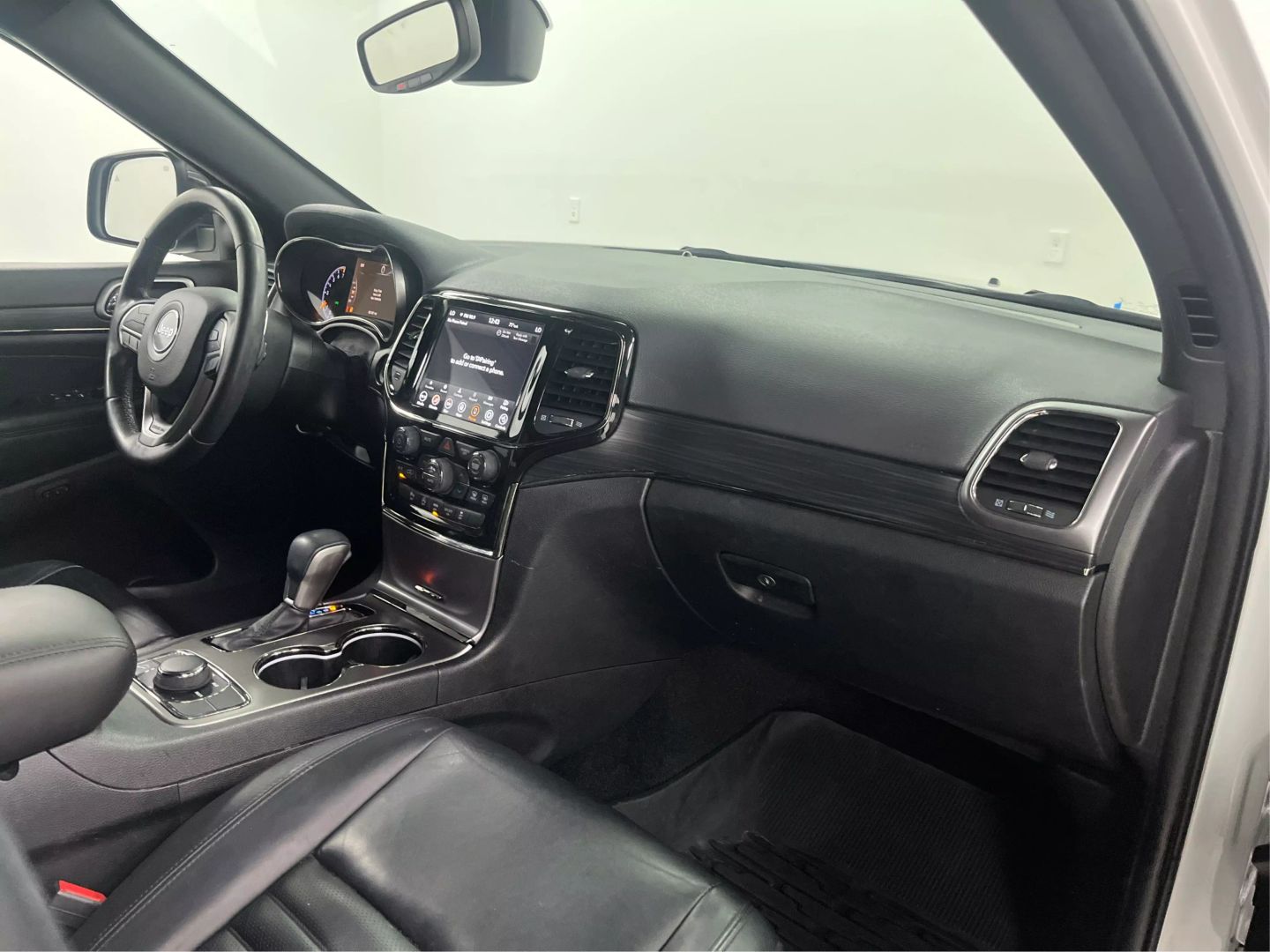 2021 Jeep Grand Cherokee - Image 22