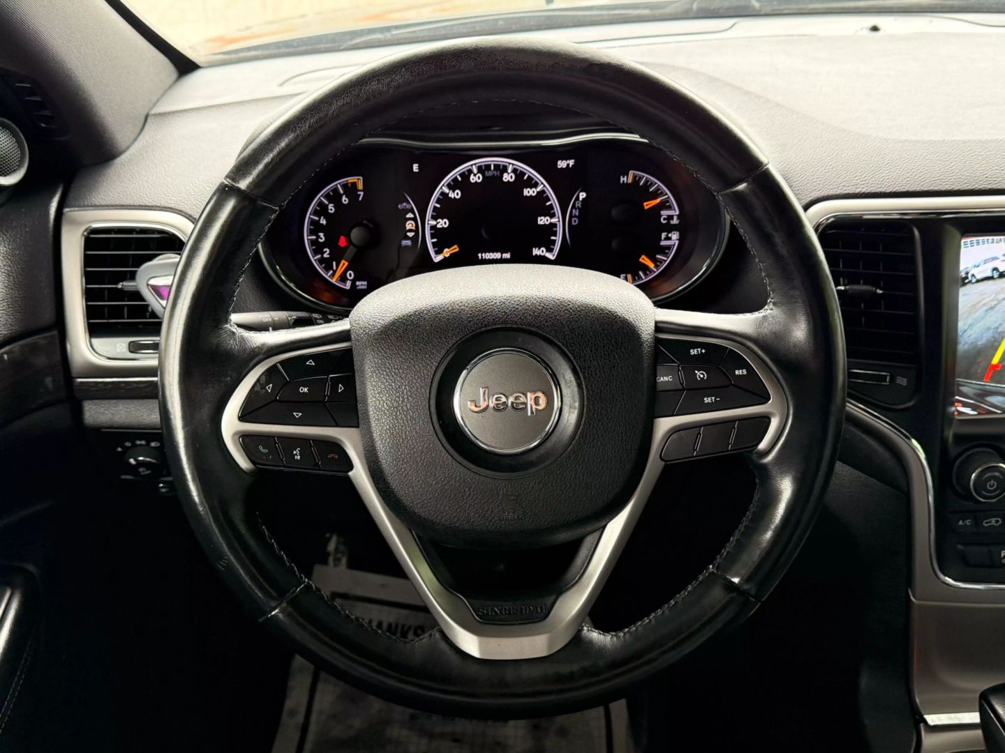 2018 Jeep Grand Cherokee - Image 33