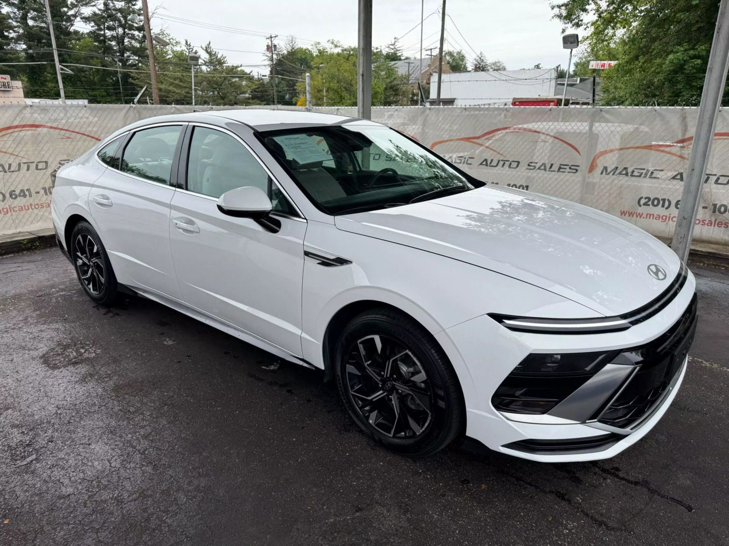 2025 Hyundai Sonata - Image 7