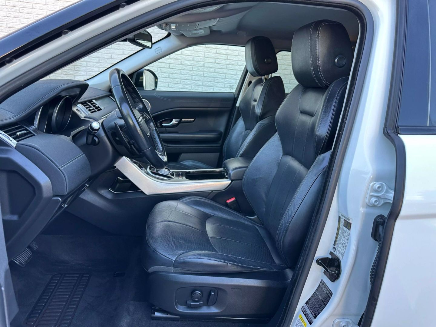 2016 Land Rover Range Rover Evoque - Image 15