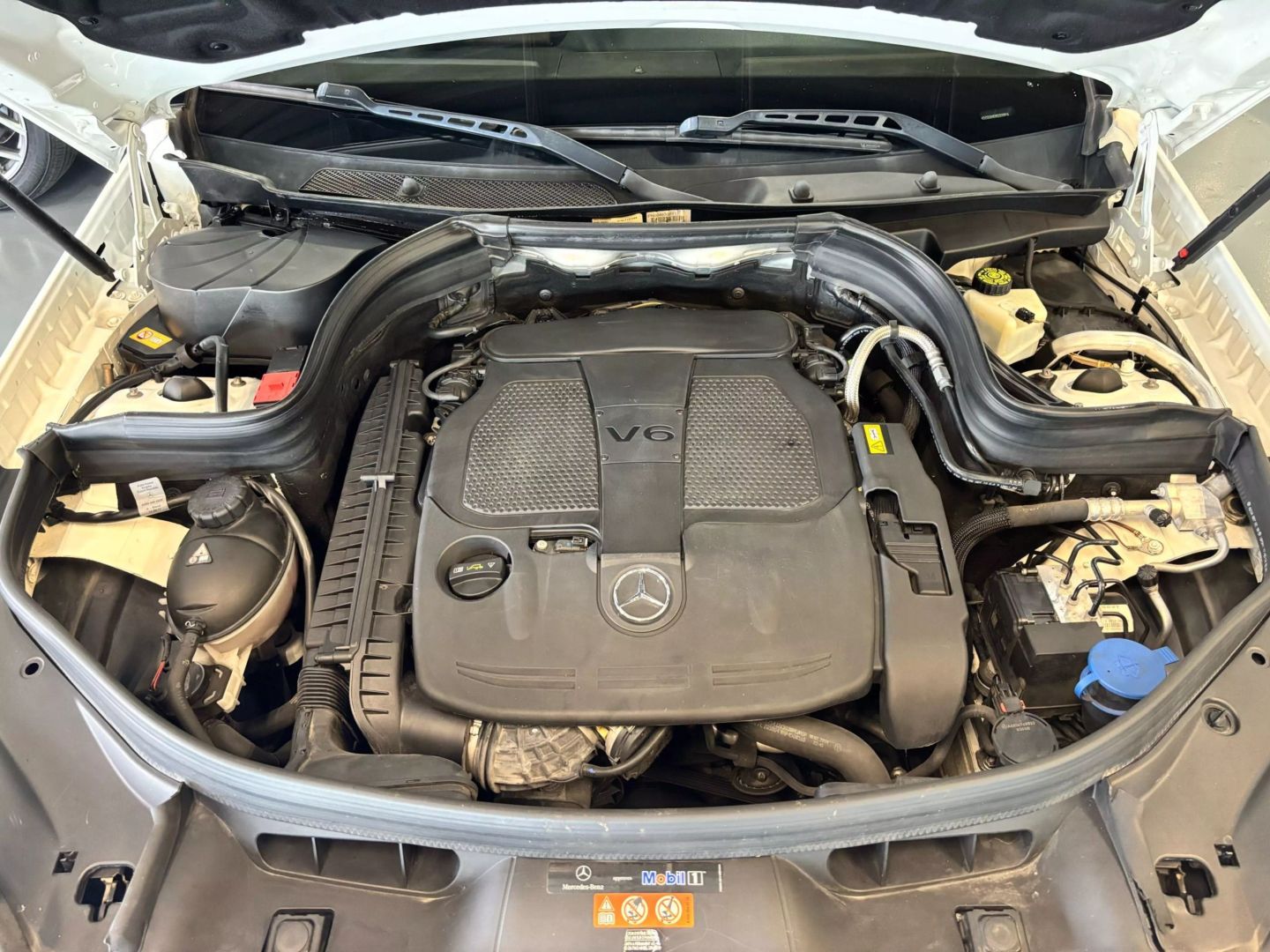 2014 Mercedes-benz Glk-class Glk 350 4matic Sport Utility 4d - Image 38