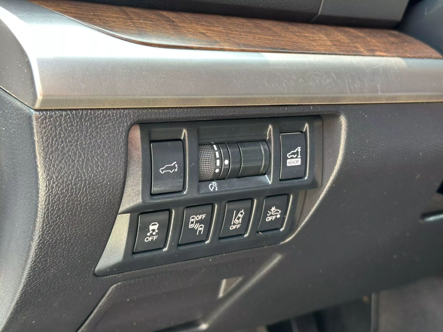 2018 Subaru Outback - Image 26
