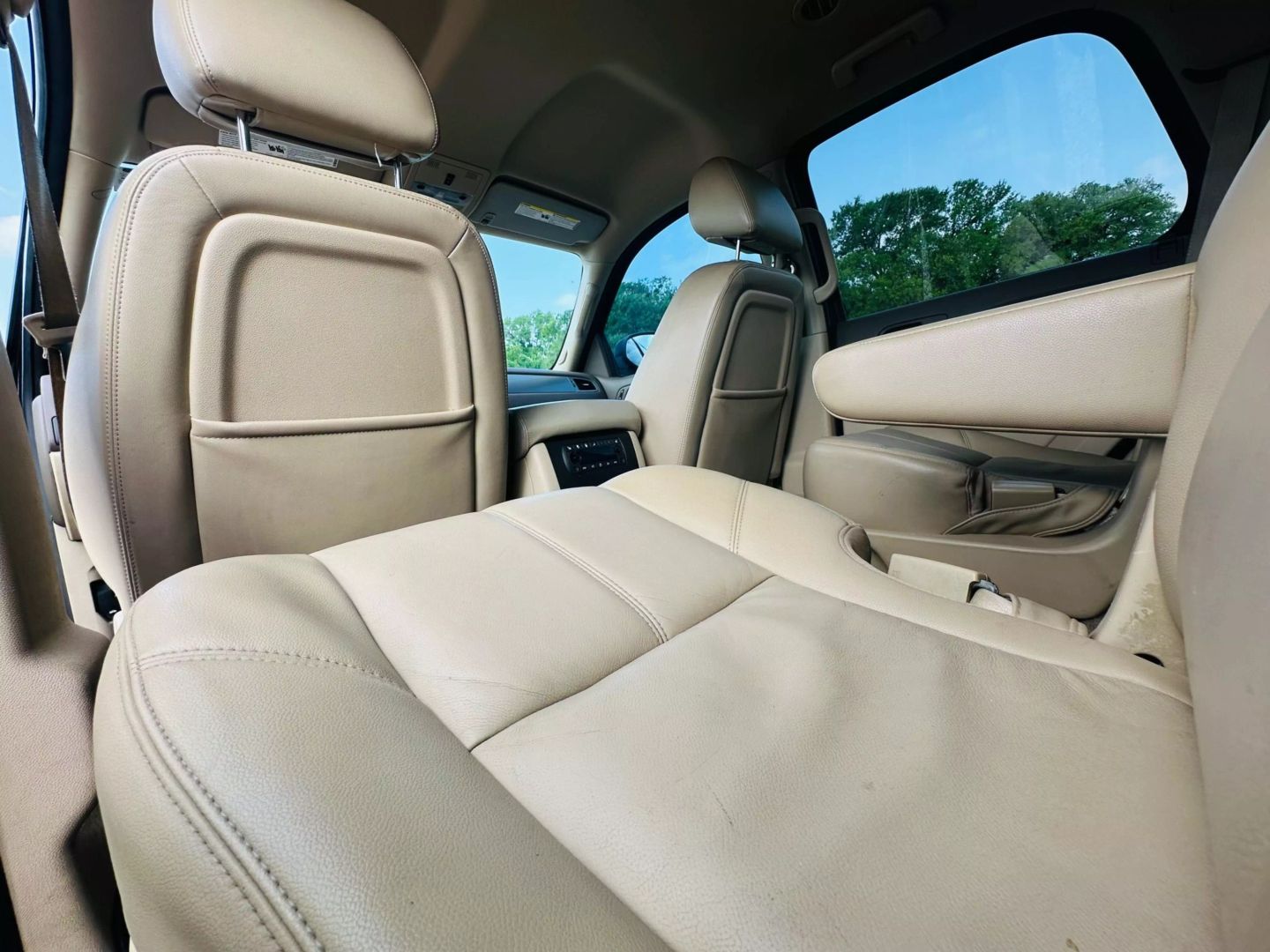 2014 Chevrolet Tahoe - Image 17